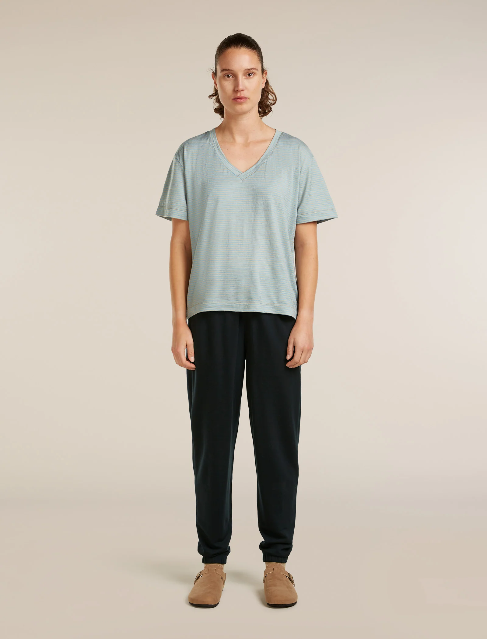 Women's Merino 150 Tech Lite Short Sleeve Relaxed V Neck Tee
