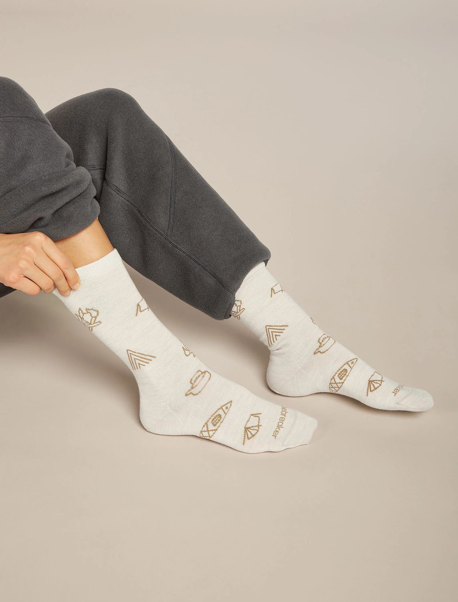 Women's Merino Lifestyle Ultralight Crew Socks Camp Essential